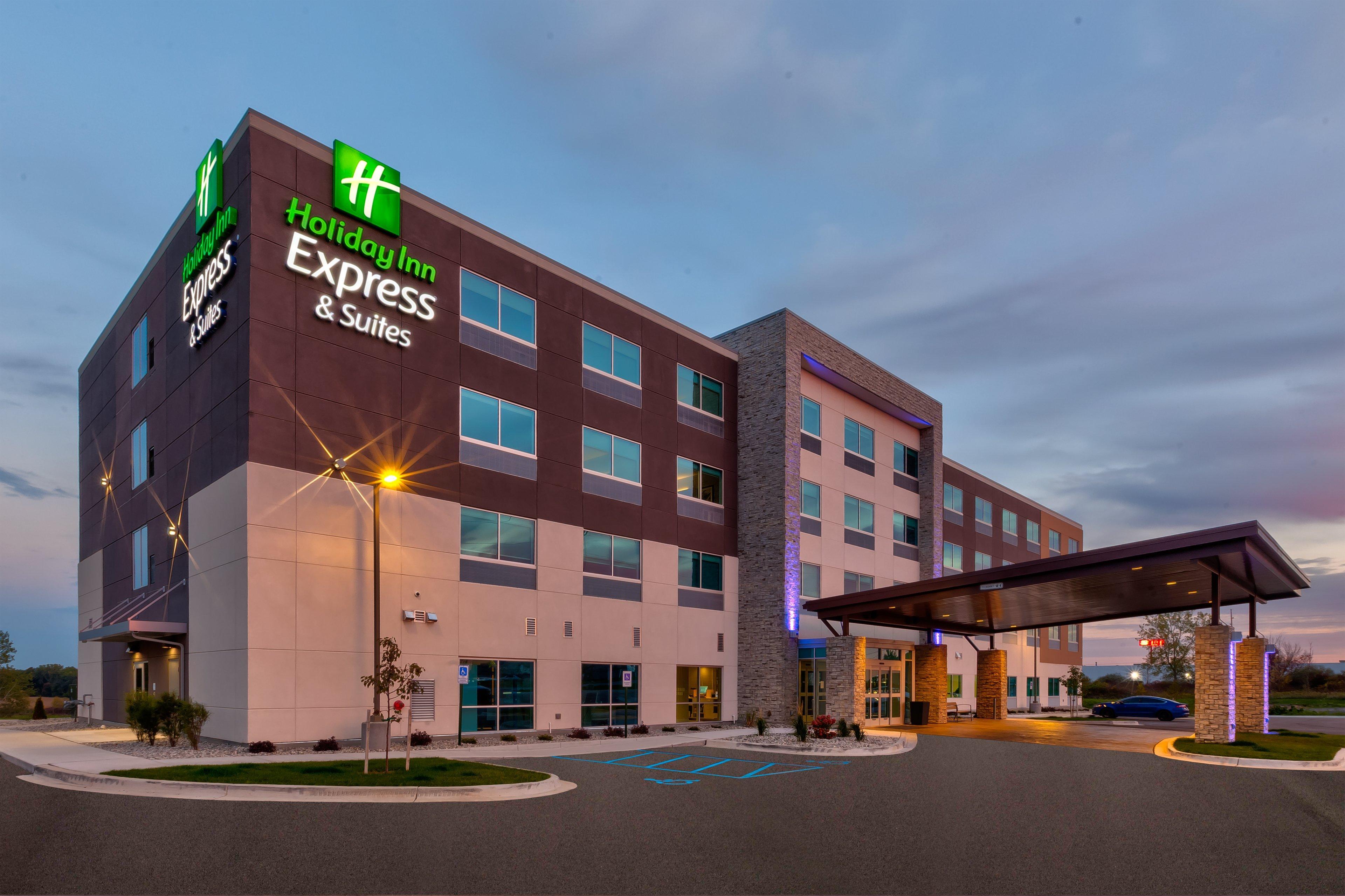 Holiday Inn Express & Suites - Cedar Springs - Grand Rapids N By Ihg Exteriér fotografie