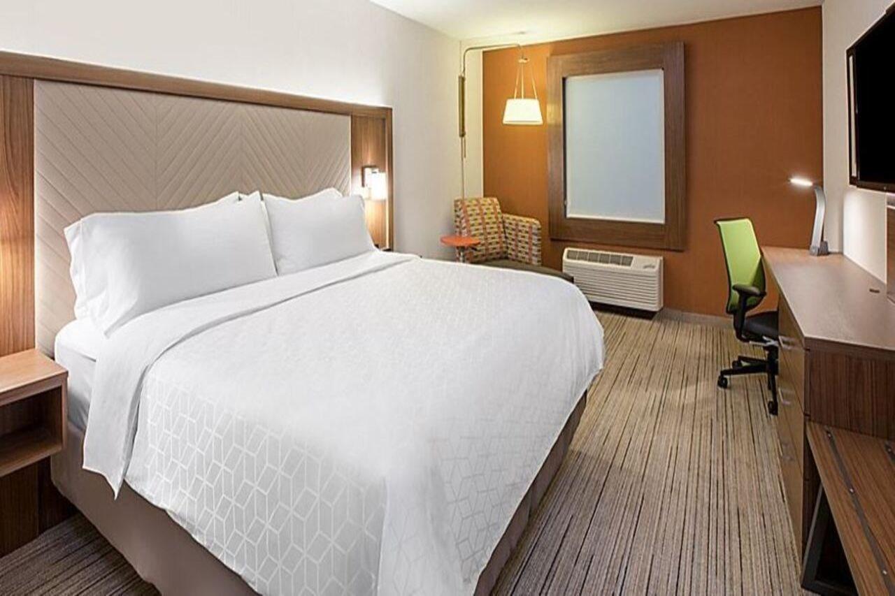 Holiday Inn Express & Suites - Cedar Springs - Grand Rapids N By Ihg Exteriér fotografie